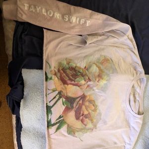 Taylor Swift Lover crop